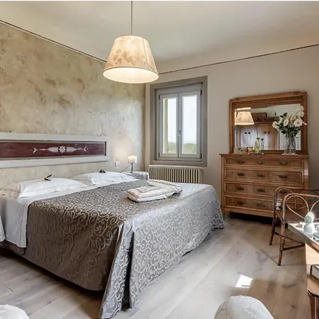 Porcigliano Olive Grove Holiday home