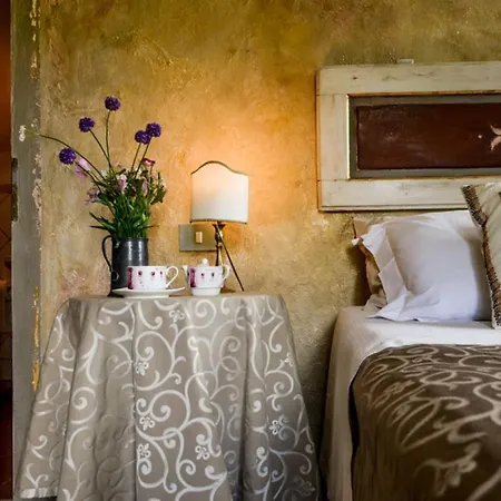 Holiday home Porcigliano Olive Grove Polcanto
