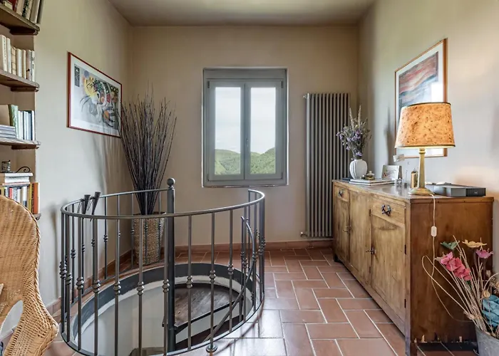 Porcigliano Olive Grove Polcanto