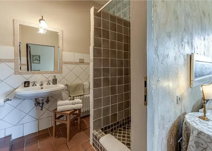 Porcigliano Olive Grove Polcanto